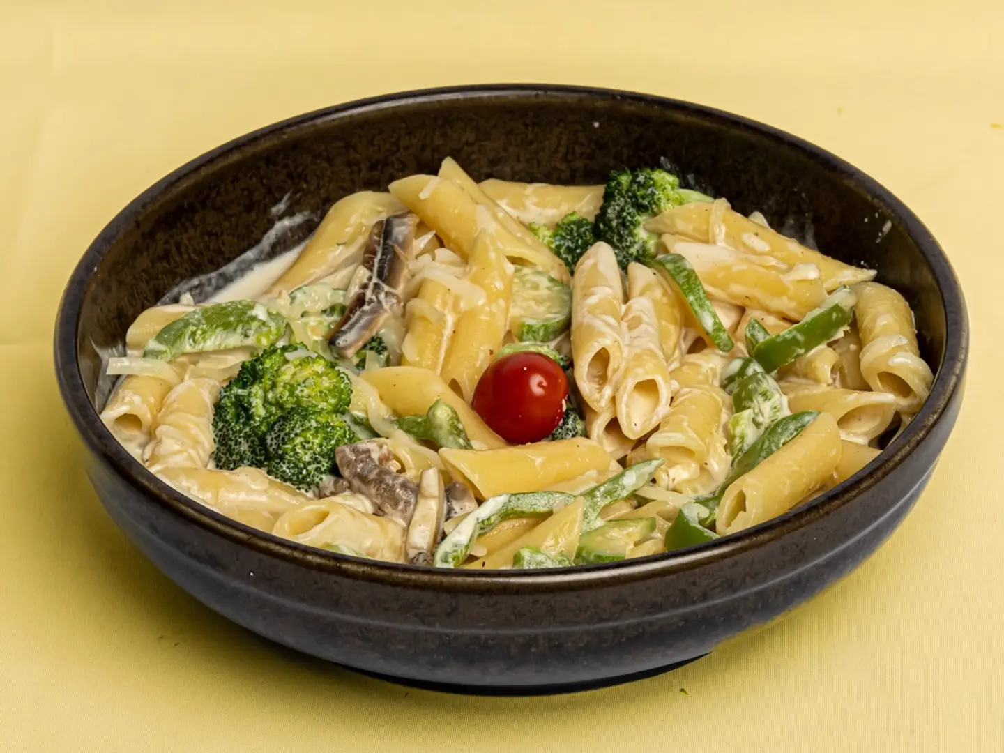 باستا خضار - صوص ابيض