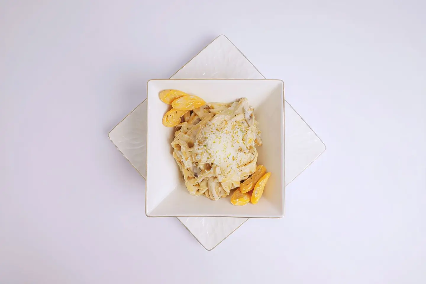 فيوزويللي البيستو بالدجاج