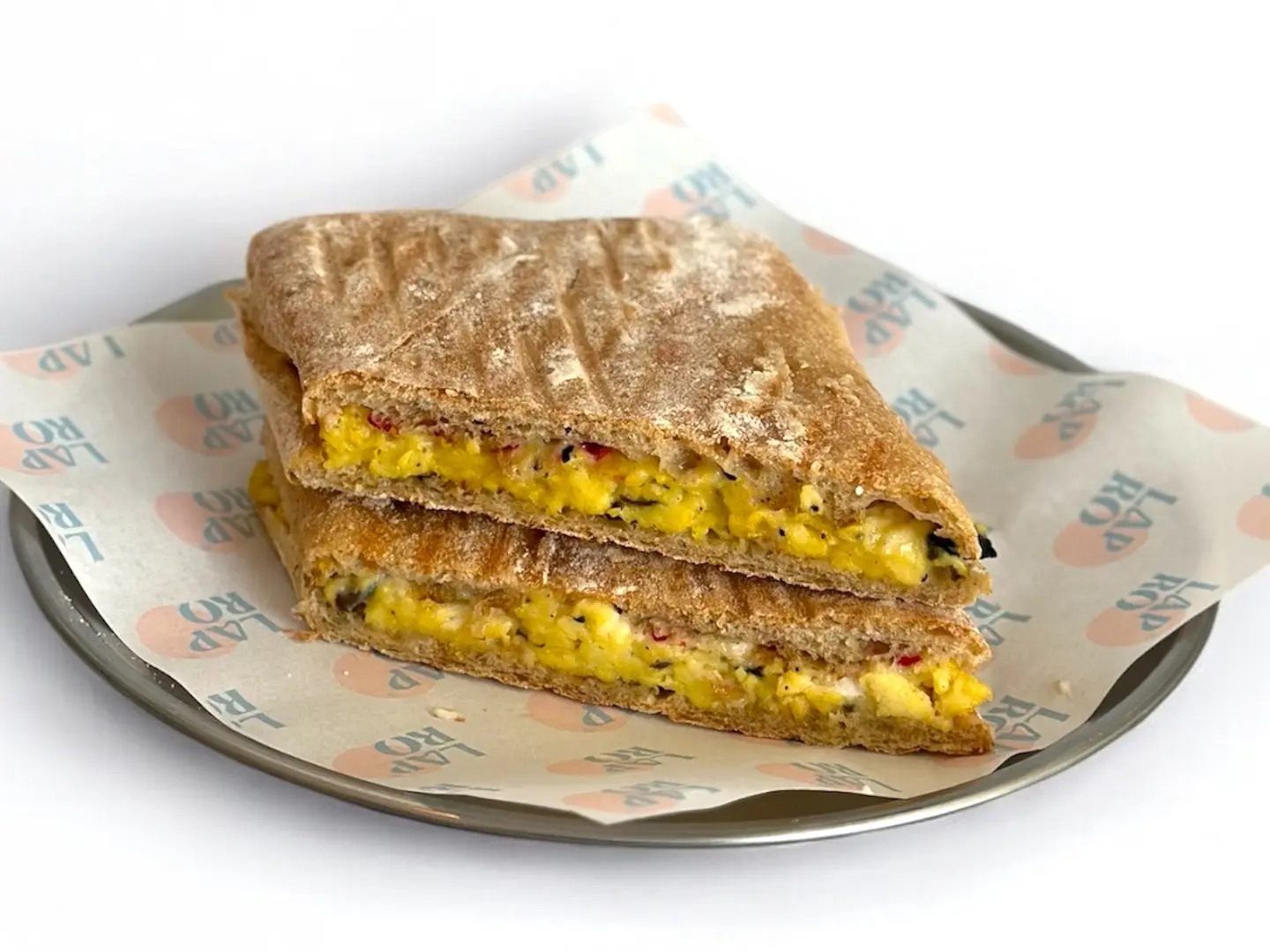 بيض سكرمبل بخبز الفوكاشا