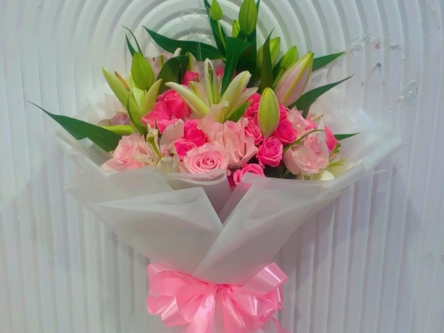 Elegant Visit Bouquet