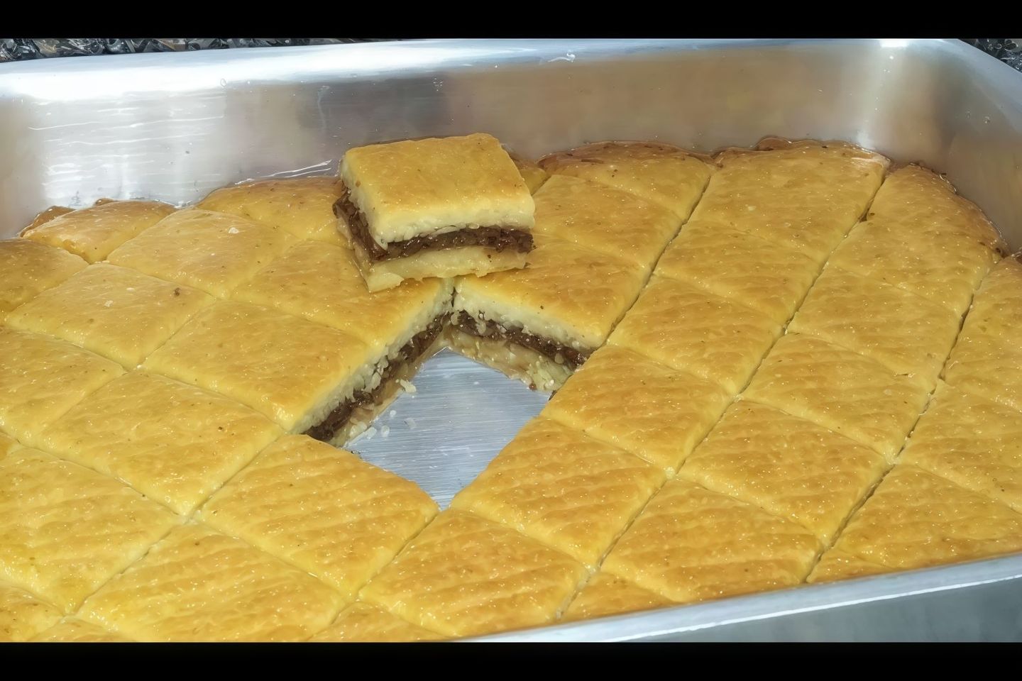 بسبوسة بالمكسرات  - ١ كيلو