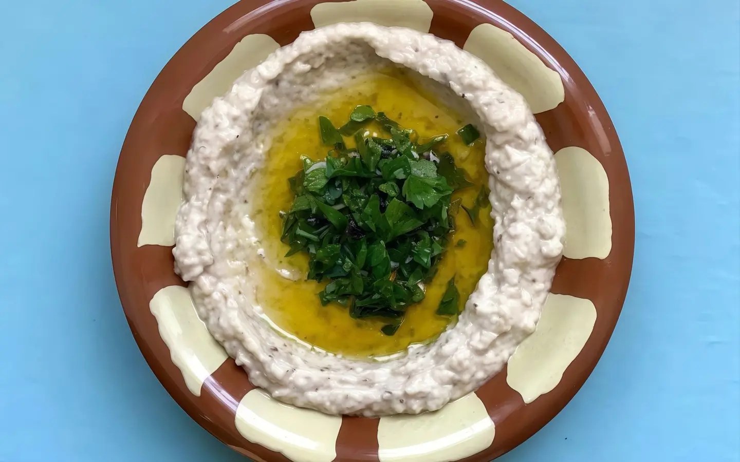 متبل - وسط