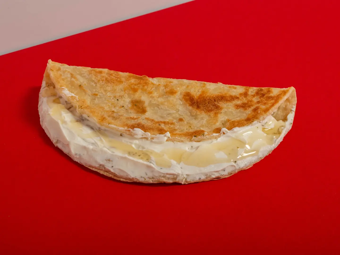 شباتي لبنة وعسل