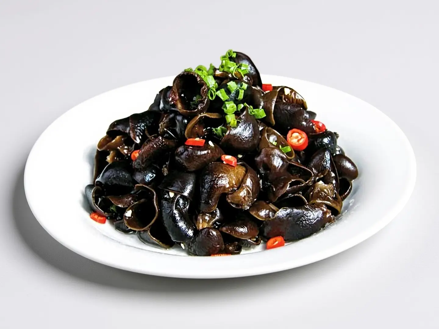 سلطة الفطر الأسود