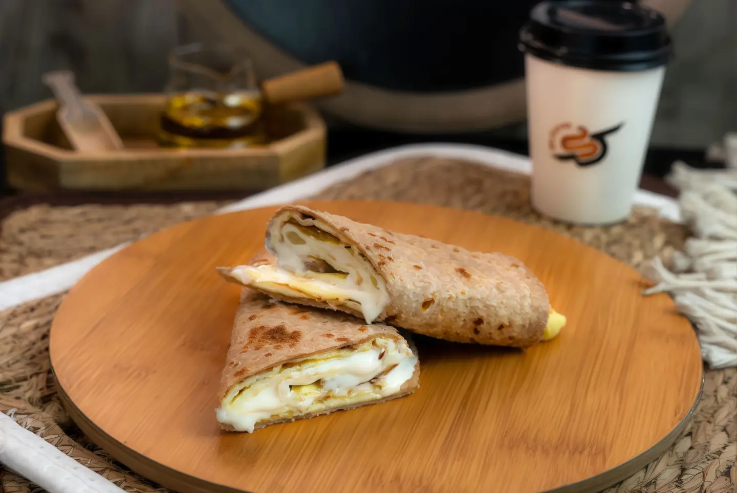 فطيرة دبل بيض بالجبن السائل