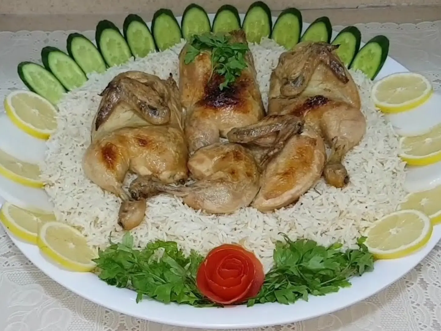 نص دجاج حنيد