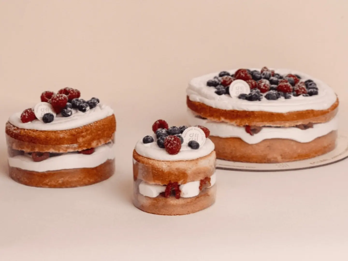 فكتوريا كيك وسط