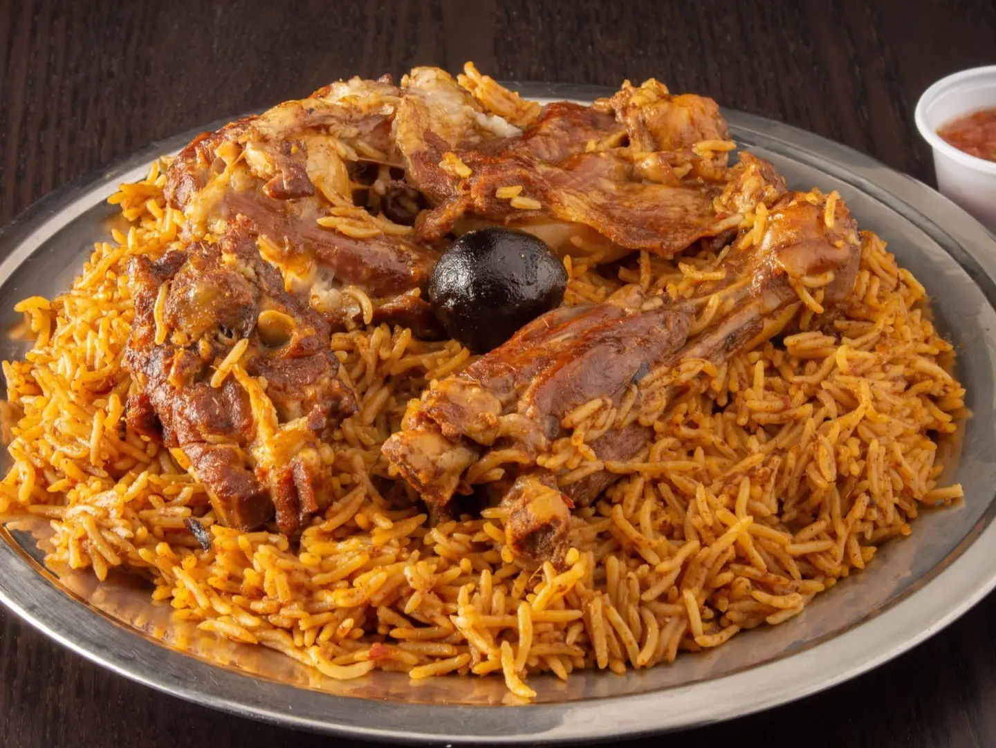 عرض نفر حاشي مع ايدام مع ماء