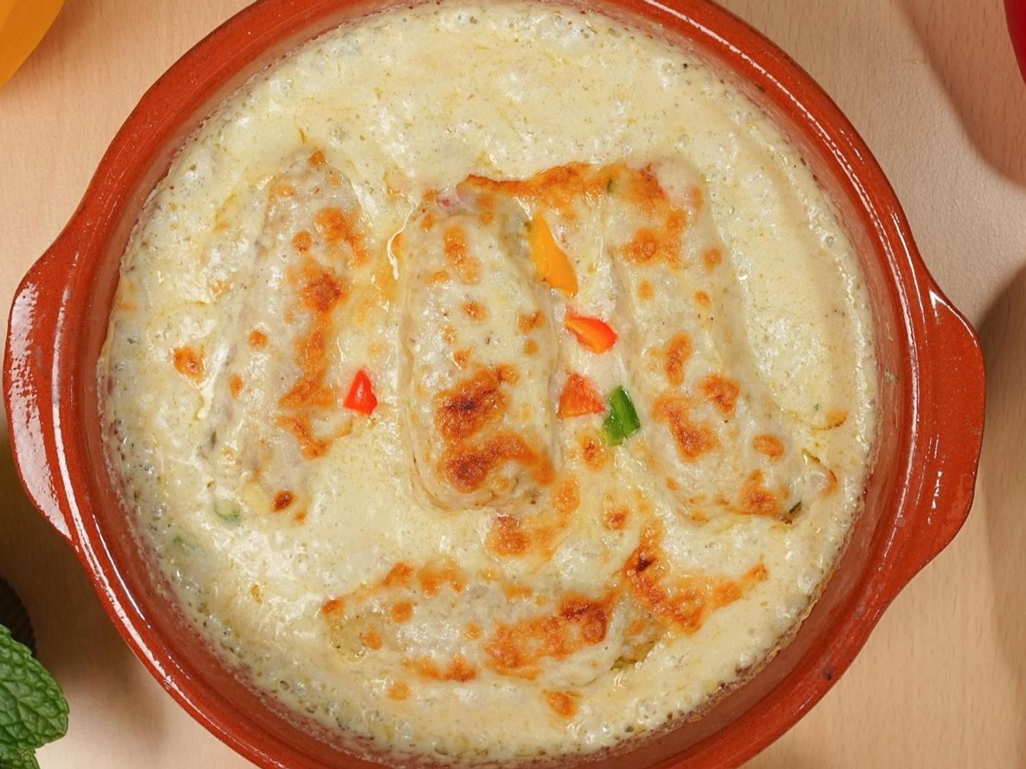طاجن ( مشكل ) بالكريمة