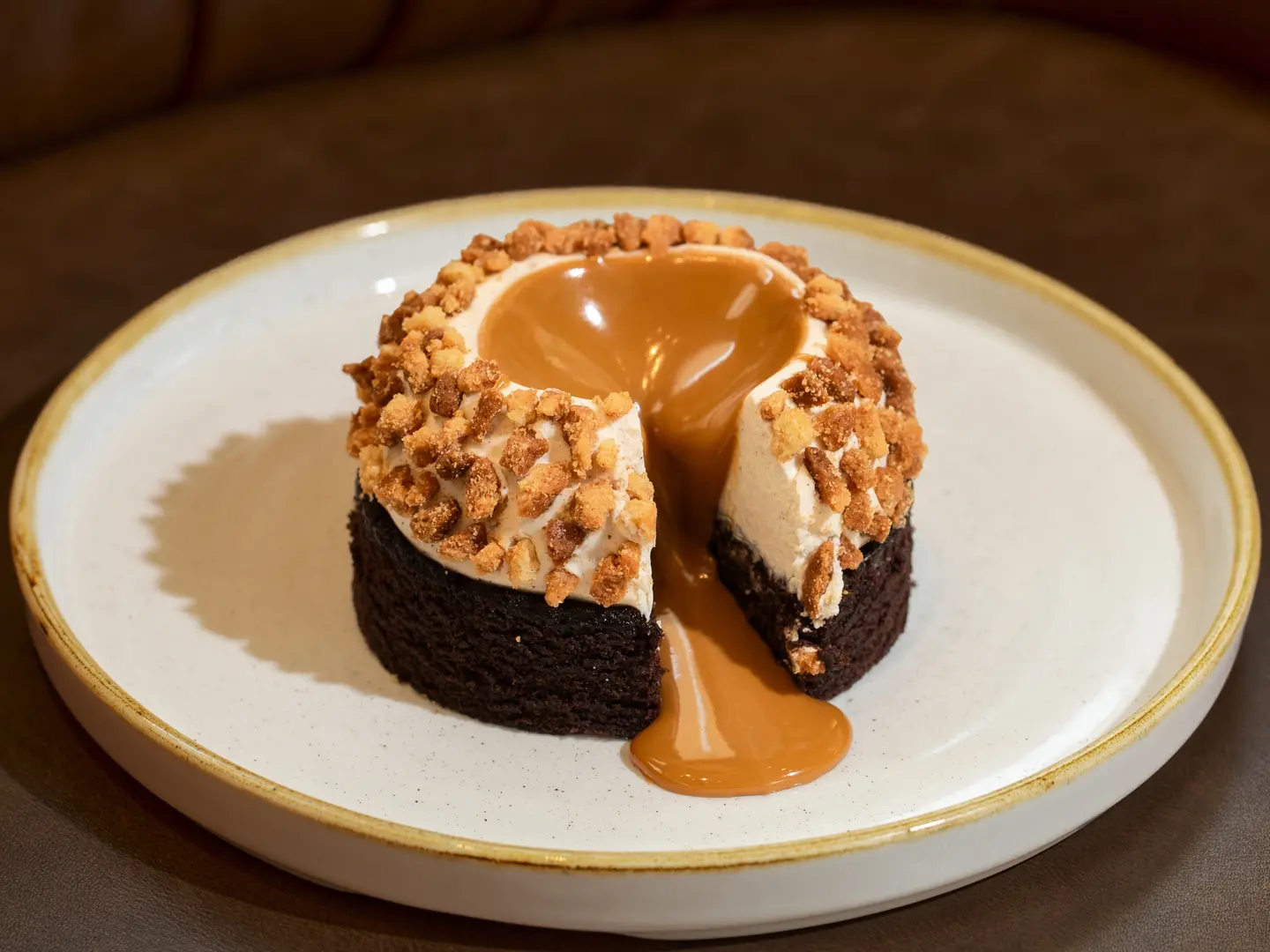 براوني لوتس