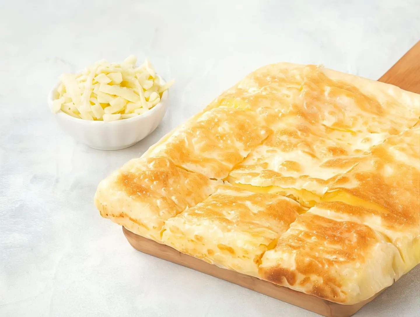 مطبق حلو بالجبنة