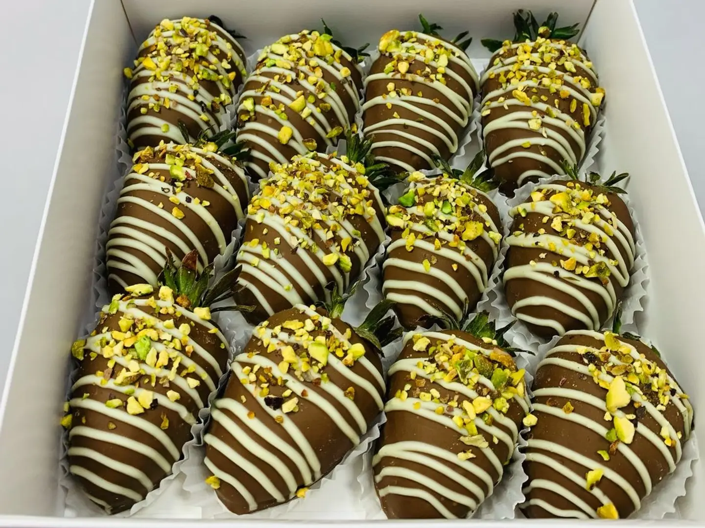 Dubai Pistachio Strawberry