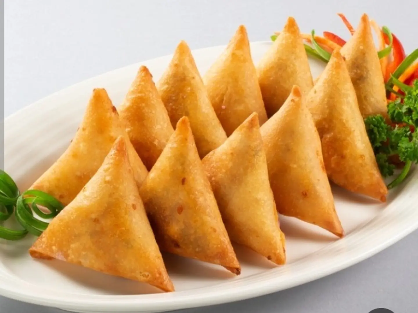 سمبوسه بالجبن ربع كيلو