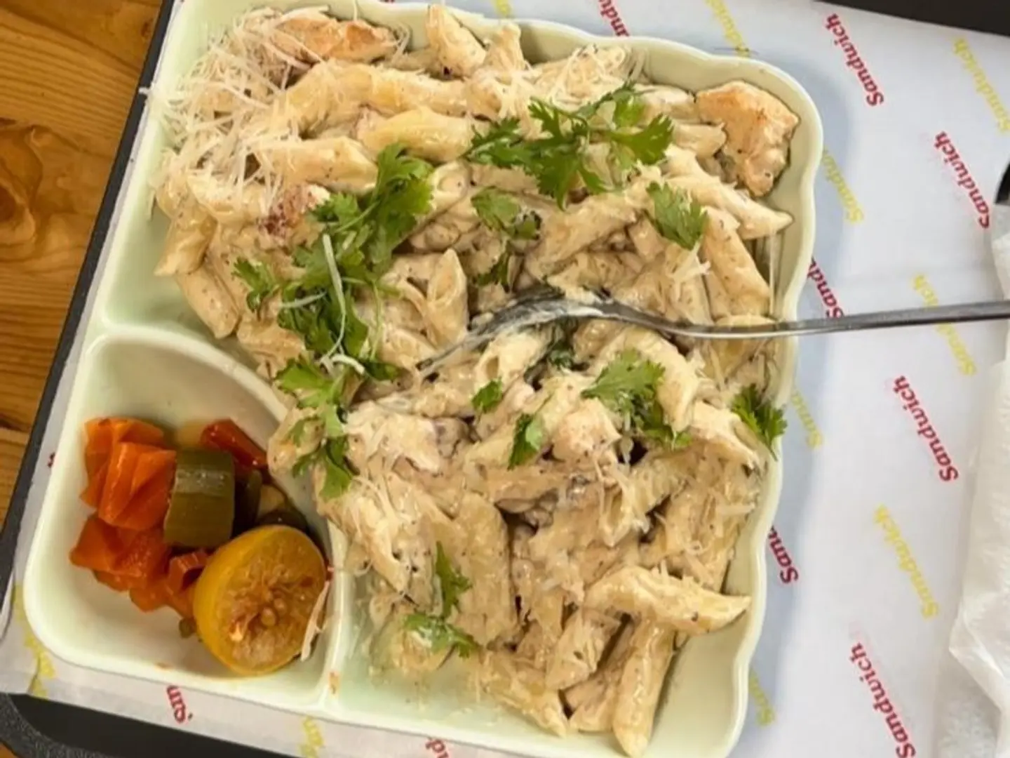 مكرونه وايت صوص