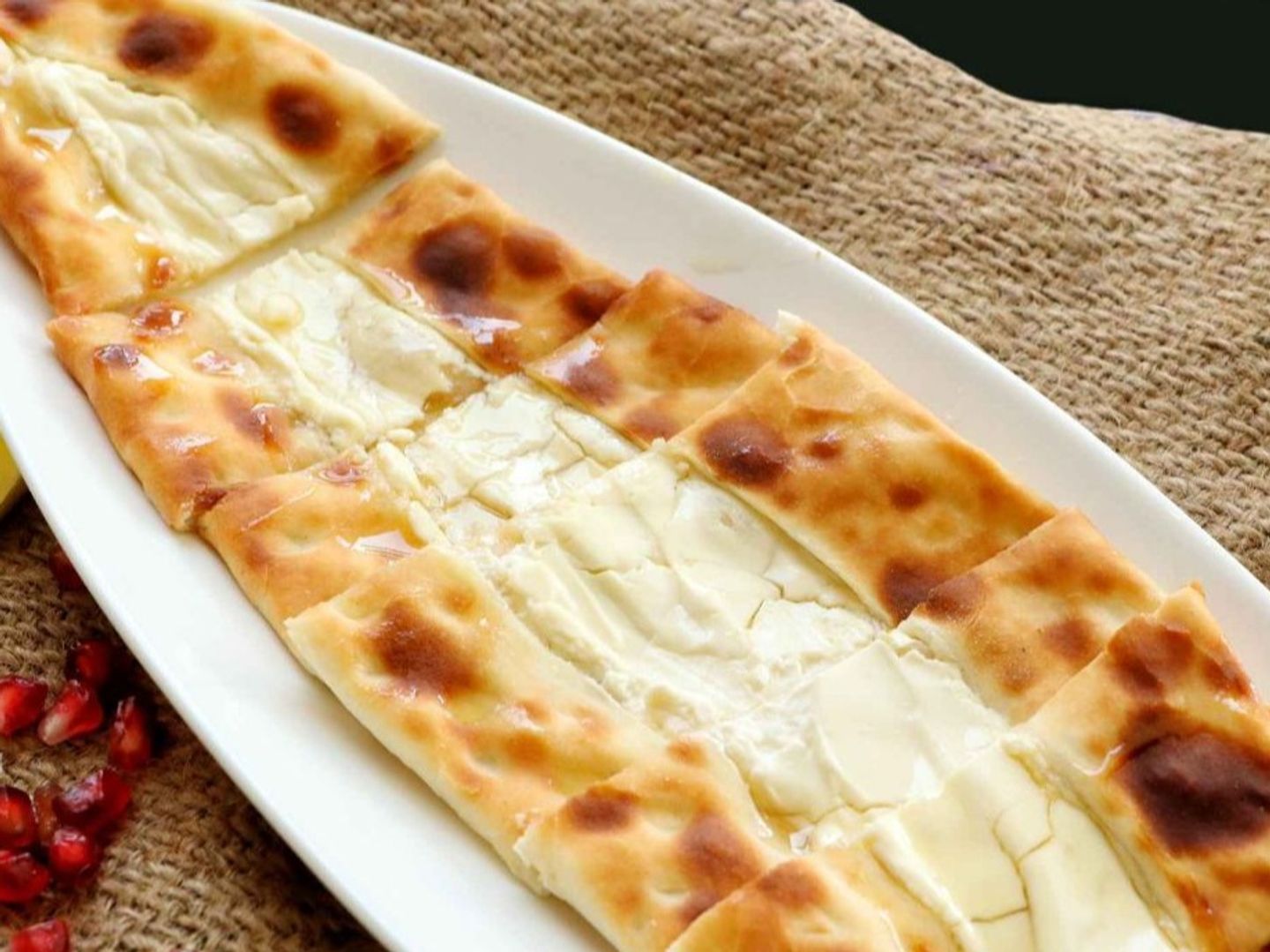 فطيرة لبنة بالجبن