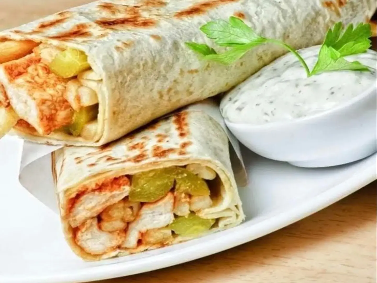 Chicken Shawerma Sandwich With Cheese