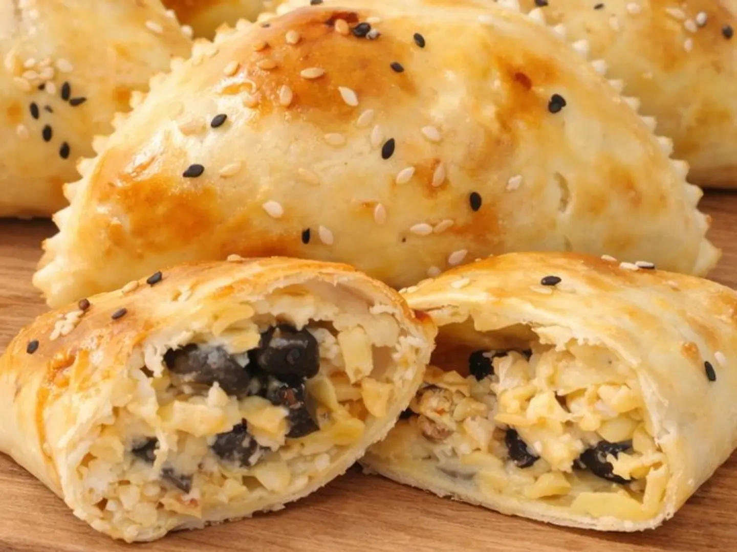 بف ميكس جبن فرن 8 حبه