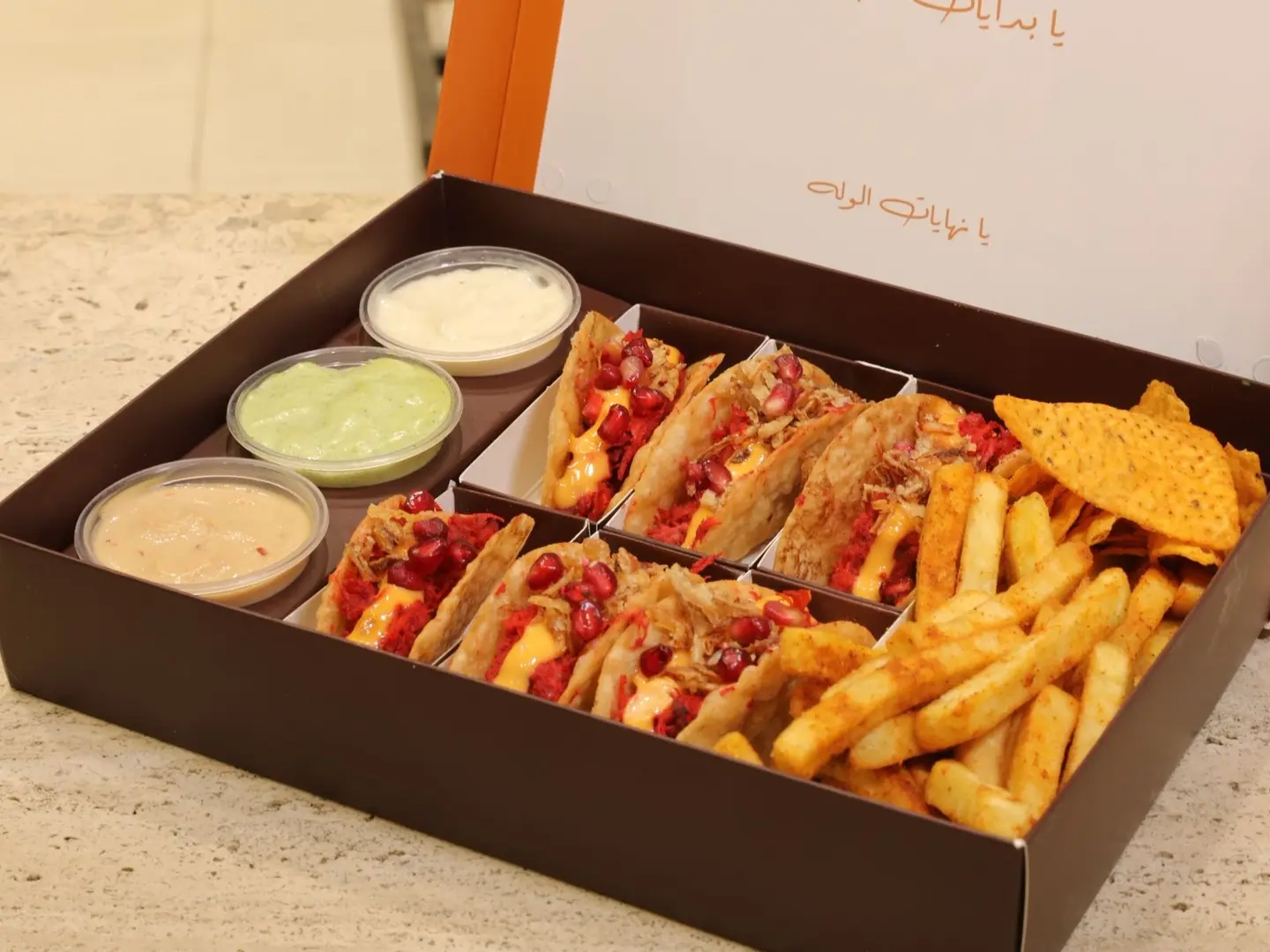 تاكو دجاج مسخن