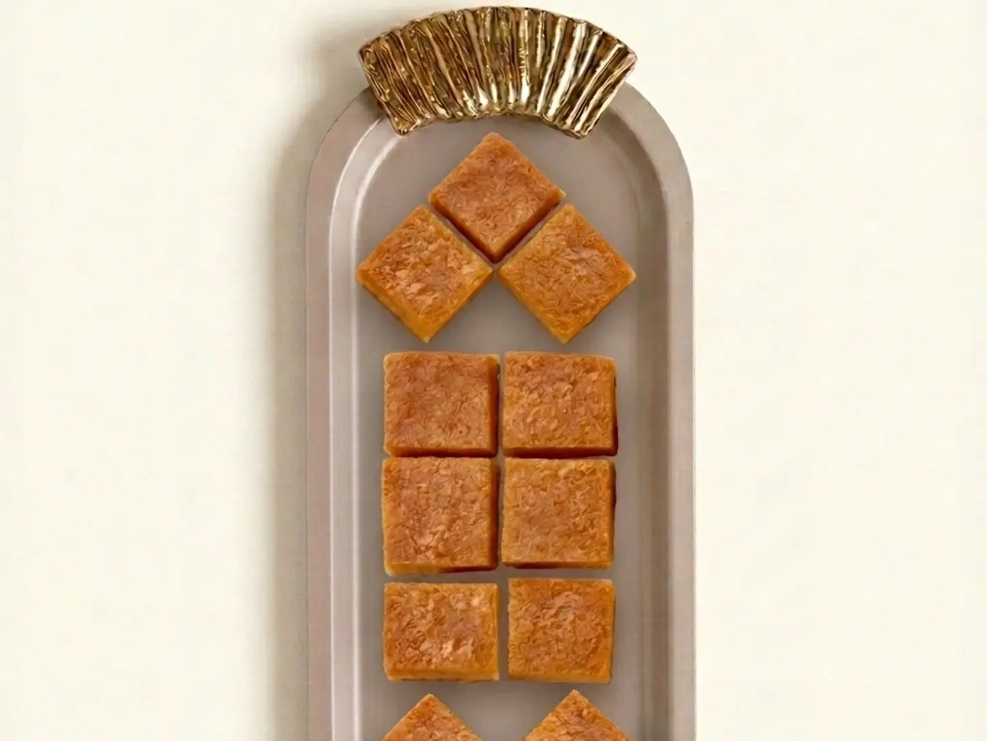 بسبوسة سادة مبرومة