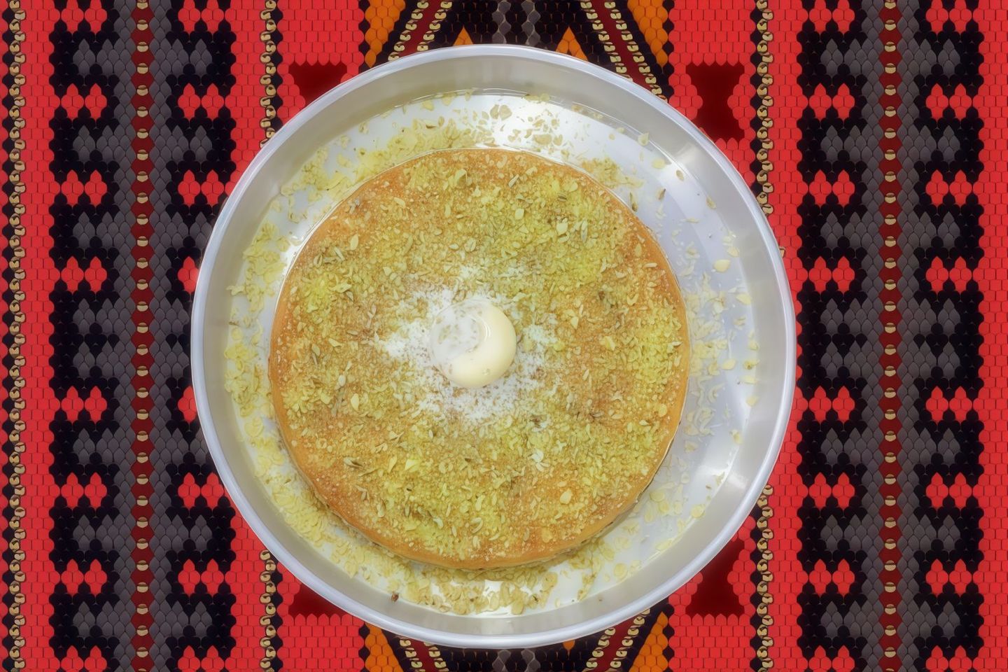كنافة قشطة بالعسل والمكسرات