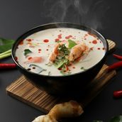 Tom Kha