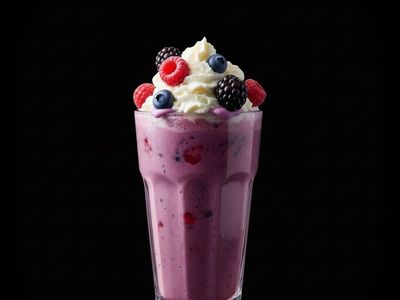 Orman Meyveli Milkshake