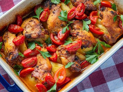 Fırında Tavuklu Patates Menüsü