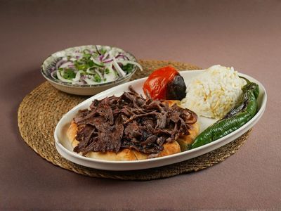 Pilav Üstü Et Döner