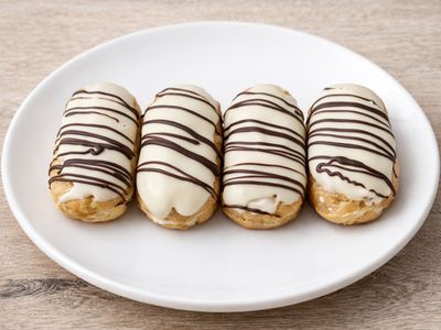 Beyaz Çikolatalı Ekler