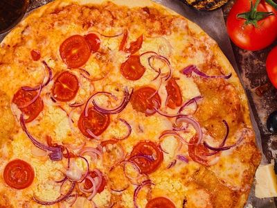 Tulum Peynirli Pizza (Büyük Boy)