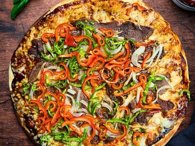 BBQ Steak Pizza (35 cm.)