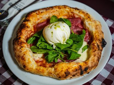 Burrata Roastbeef Pizza