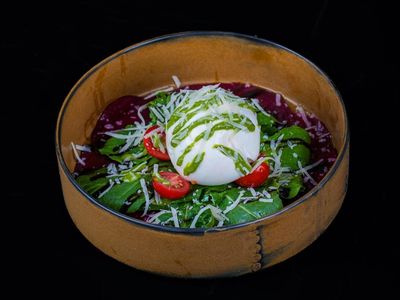 Burrata Salatası