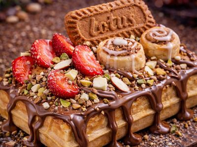 Lotus Pistachio Roynie