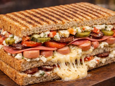 Süper Ayvalık Tostu