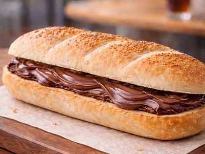 Nutellalı Tatlı Sandviç