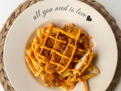Cheddar Soslu Crispy Chicken Bowl