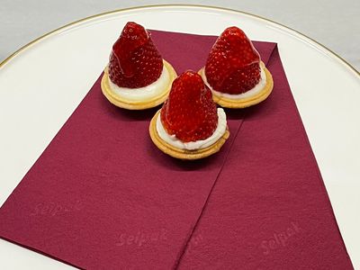 Çilekli Tartolet (1 kg.)