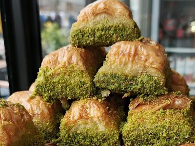 Tereyağlı Fıstıklı Kuru Baklava (500 gr.)