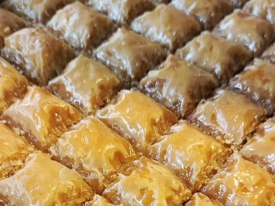 Tereyağlı Cevizli Zahide Özel Baklava (500 gr.)