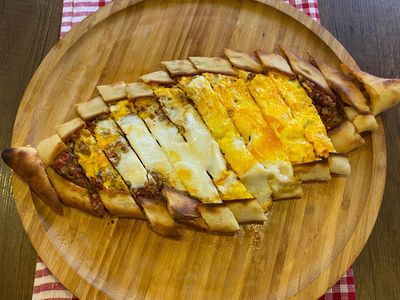 Yumurtalı Kıymalı Cantık