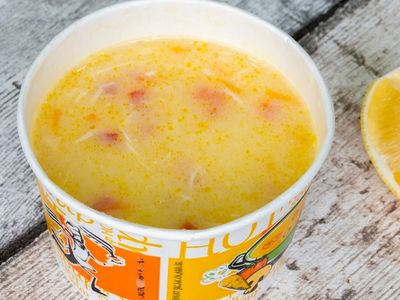 Sebzeli Tavuk Suyu Çorbası