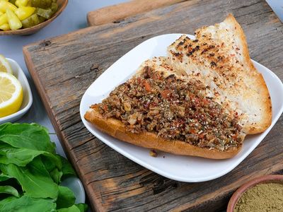 Yarım Ekmek Kokoreç