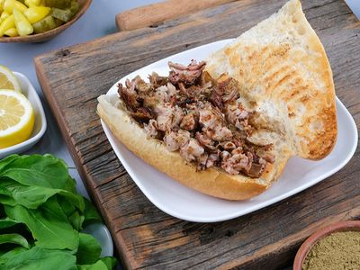 3/4 Ekmek Arası İzmir Usulü Kokoreç