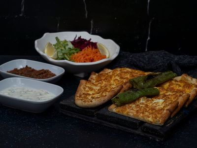 Kaşarlı Pide