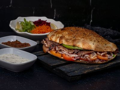 Gobit Ekmek Arası Döner