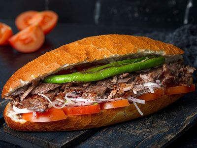 Ekmek Arası Et Döner