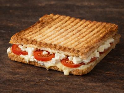 Glütensiz Beyaz Peynirli Tost