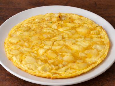 Patatesli Omlet