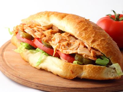 Ekmek Arası Tavuk Döner